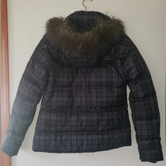 Columbia Women's Black Plaid Puffer Jacket with Fur Hood - Picture 4 of 9